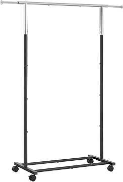 Mobilní stojan na oblečení